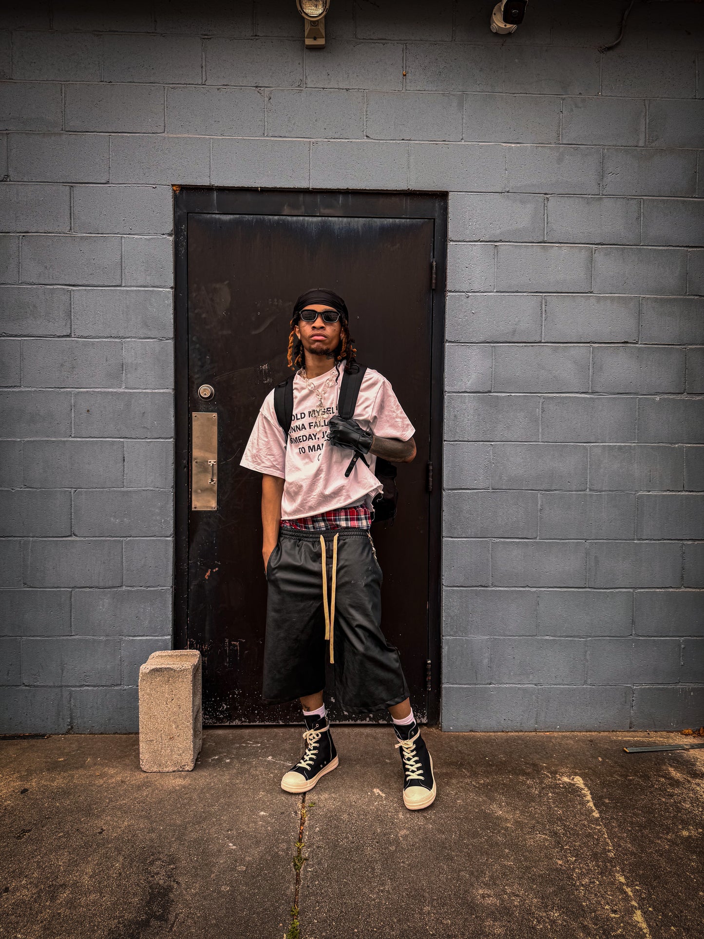 LOVERS HEART QUOTE TEE (WHITE)